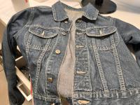 CS 332/2024  BLUE JEANS JACKET  BRAND  GOLD
